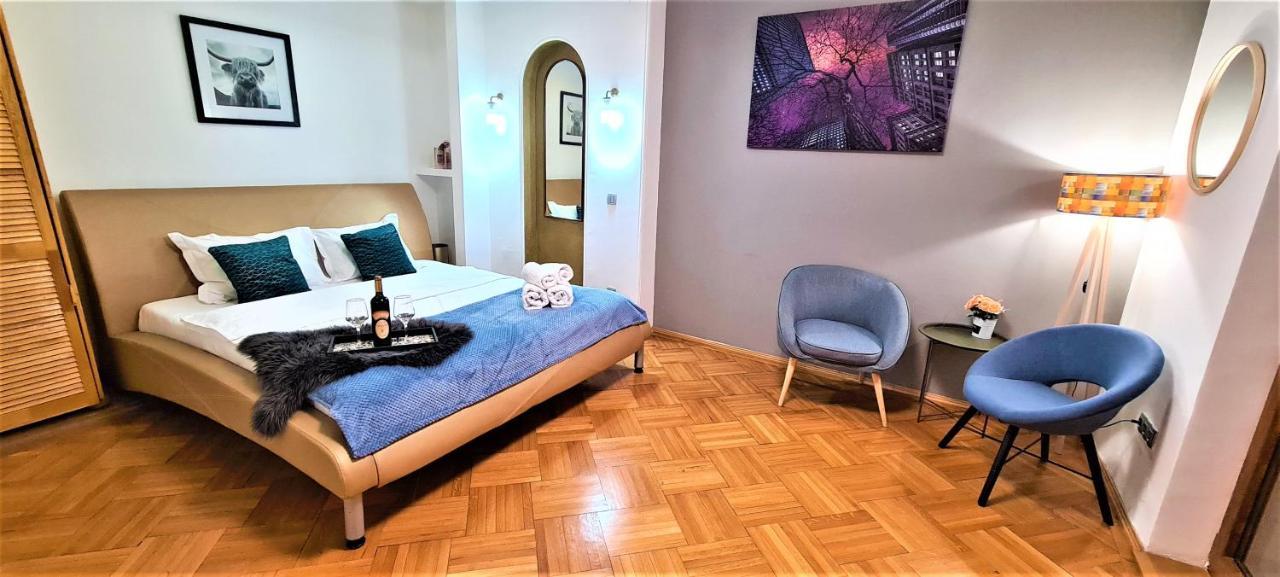 Central Arghezi Art Deco Apartment Piata Universitatii Bukares Bagian luar foto