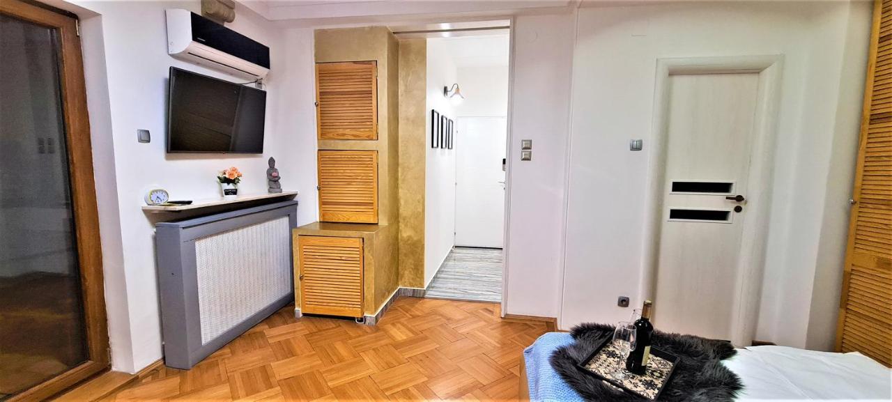 Central Arghezi Art Deco Apartment Piata Universitatii Bukares Bagian luar foto